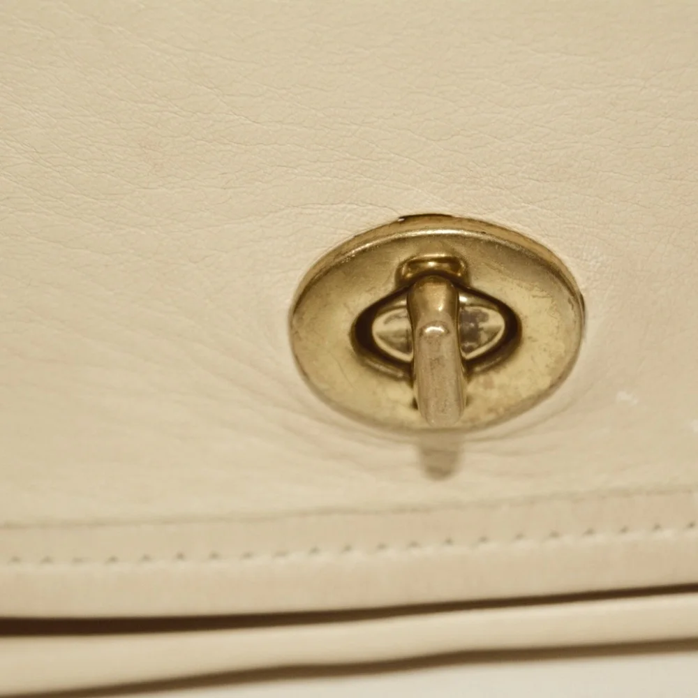 Vintage Y2K Coach Stewardess Bag Beige Leather Messenger Crossbody Purse 9525 - Picture 2 of 11